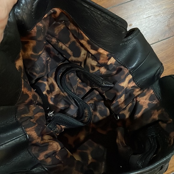 B Makowsky black leather slouch bag - Picture 9 of 16